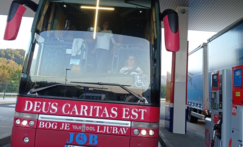 Marijeta Peršić za volanom Jobovog autobusa (Foto: privatni ahiv)